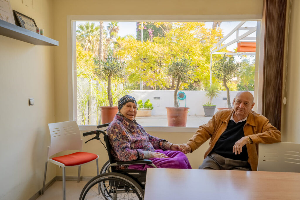 Residentes en Residencial Costa Nevada en Motril